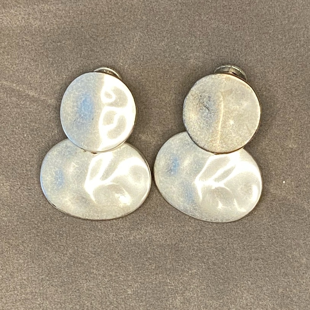 Premier Designs earrings